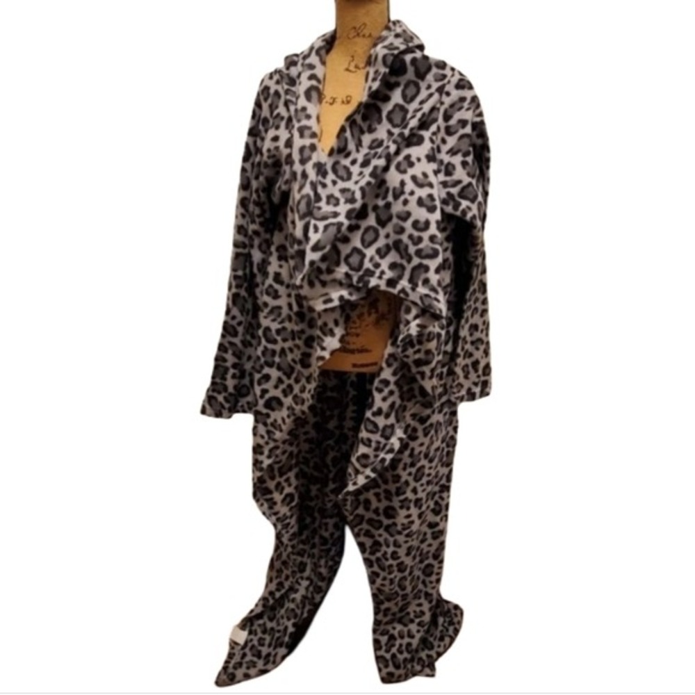 Cozy‎ Leopard Print Fleece Hooded Robe Pajama Snuggie Blanket Lounge Wear